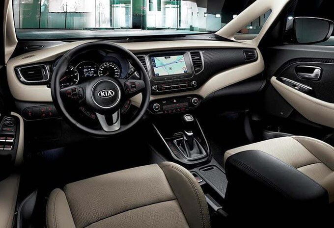 Kia Carens dashboard