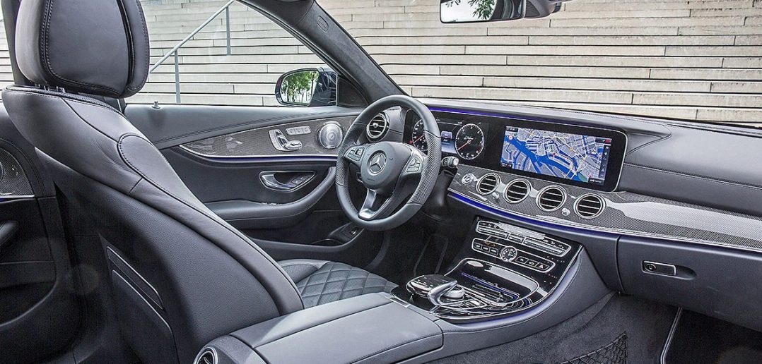 Mercedes E-klasse Estate dashboard