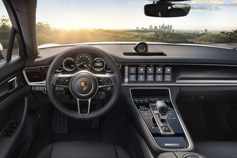 Porsche Panamera 4 E Hybrid stuur en dashboard