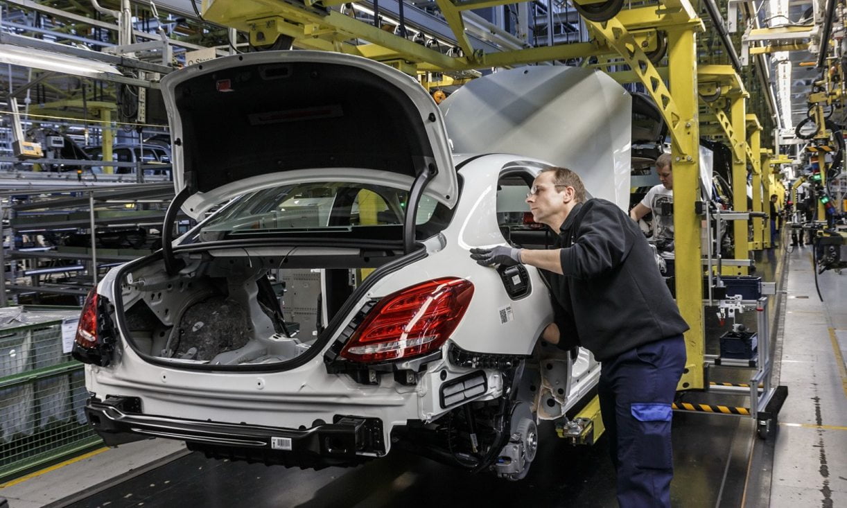 Daimler splitst zich op voor nieuw tijdperk