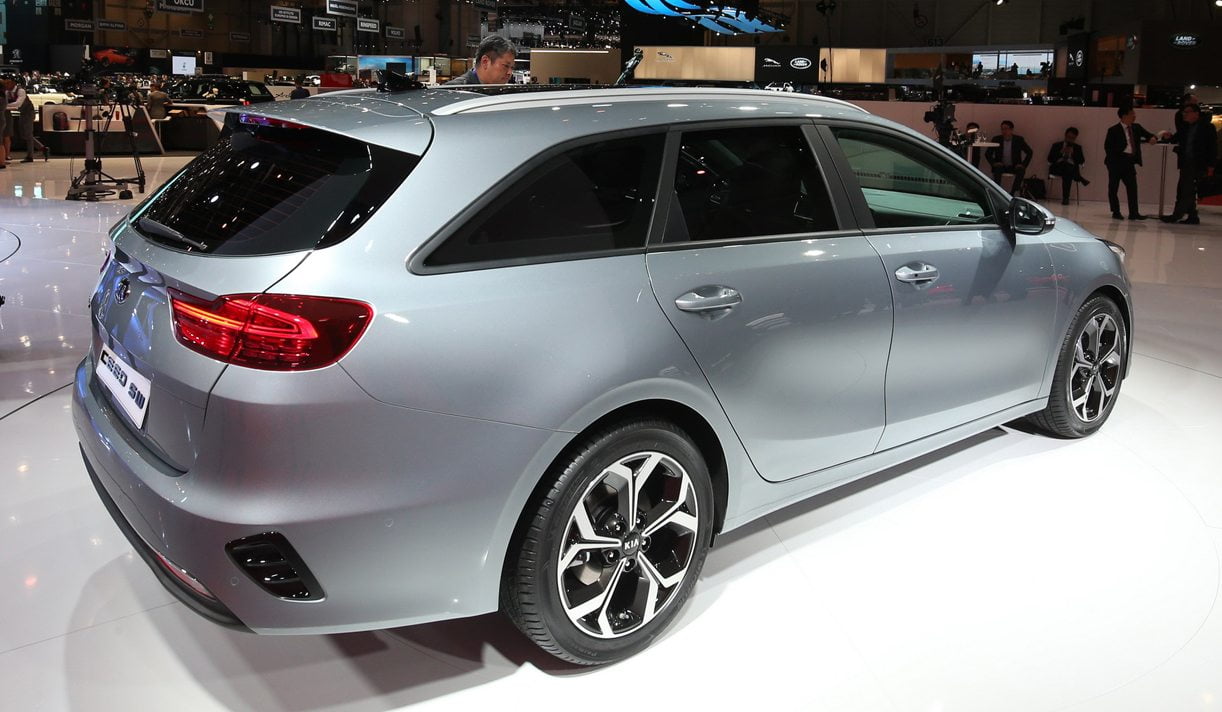 Kia ceed sw 2014