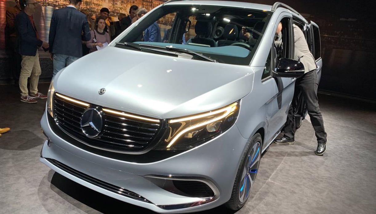 Mercedes-Benz EQ V Concept Live
