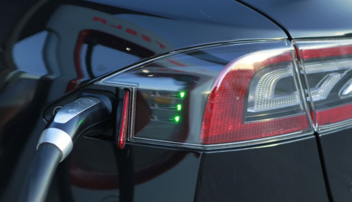 Kooptip: op een elektrische auto schrijf je minder af