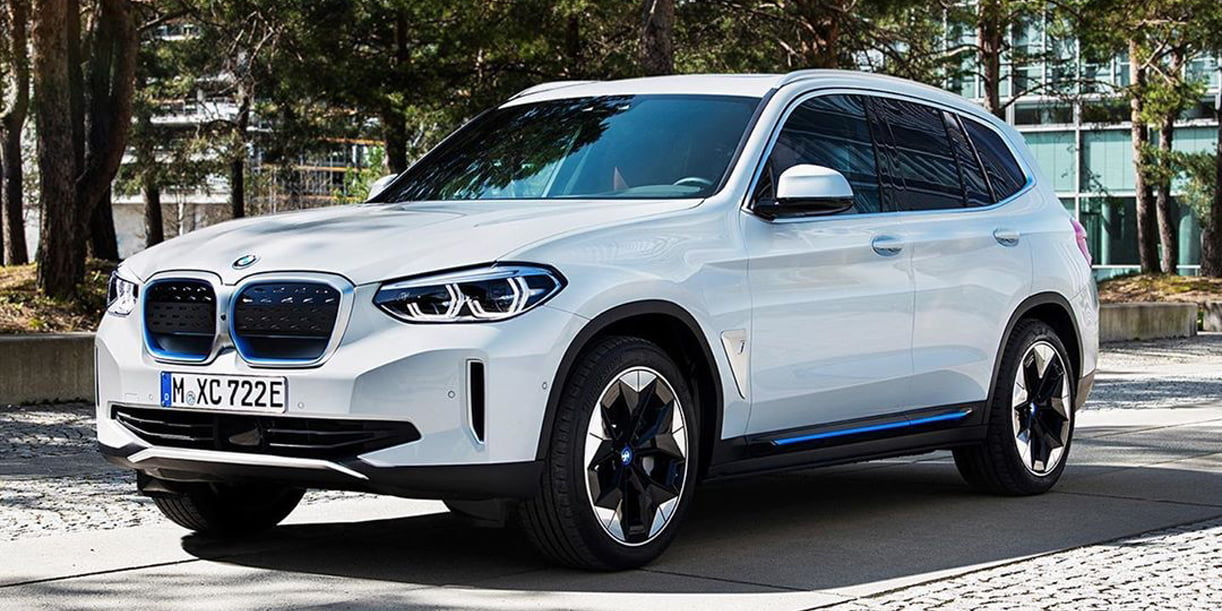 BMWiX3gelekt.jpg