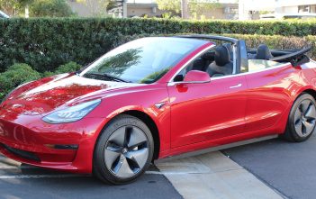 Topless Tesla: optimaal genieten van de schone lucht
