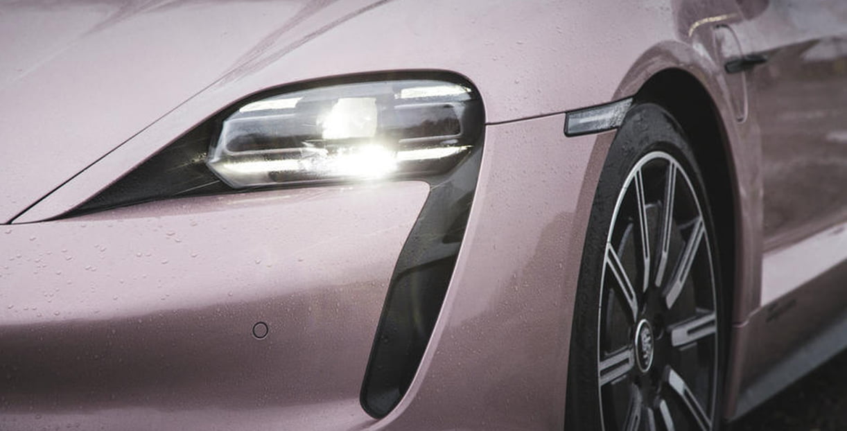 Porsche grotendeels elektrisch in 2030
