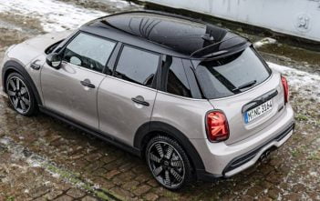 Mini punt de 5-deurs Hatch bij
