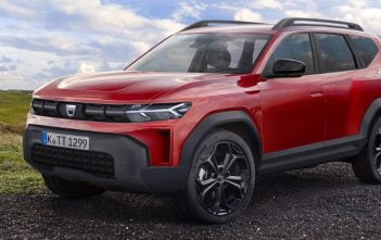 Australiërs krijgen Dacia modellen met Renault logo