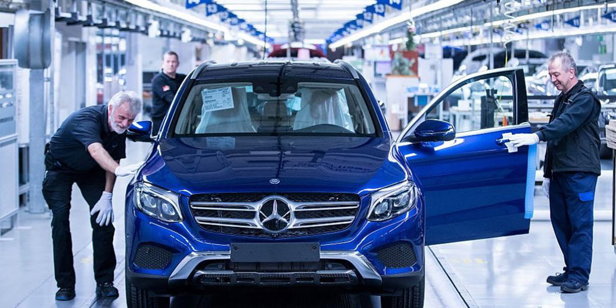 Werktijdverkorting bij Mercedes en Volkswagen