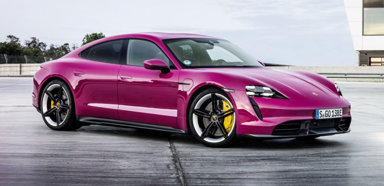 Porsche punt de Taycan bij