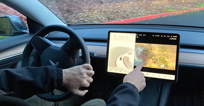 Amerikaanse overheid onderzoekt gamesysteem Tesla