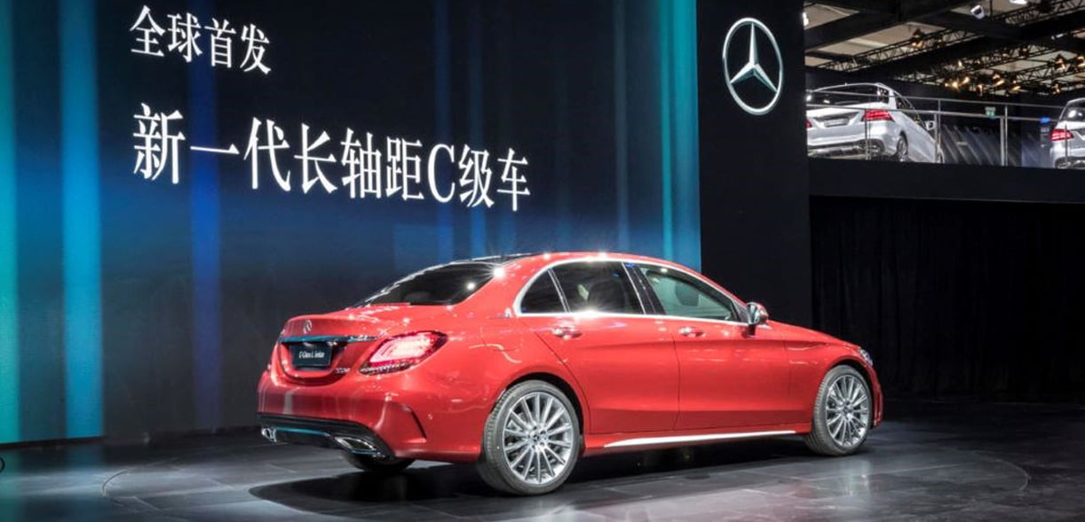 Mercedes trekt stereotype Chinese commercial terug na ophef