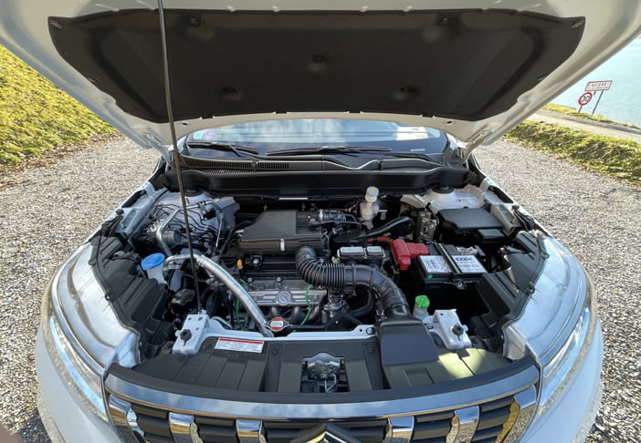 SuzukiVitara15DualjetHybridTest6