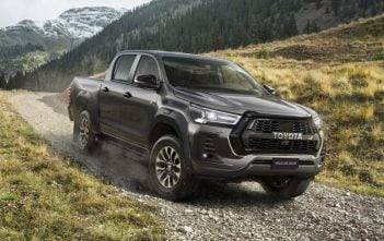 Met een vleugje Dakar: Toyota Hilux GR Sport