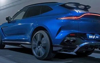 AstonMartinDBX707d