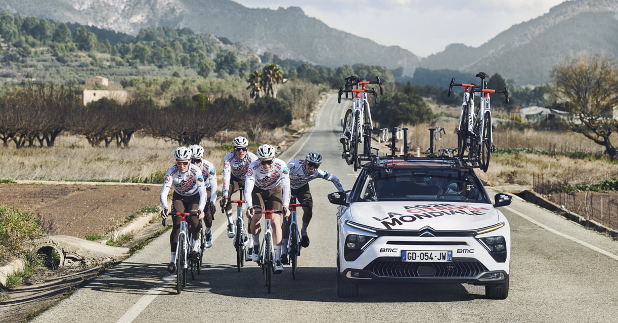 Citroën C5 X gaat fietsen CitroënC5Xpeloton