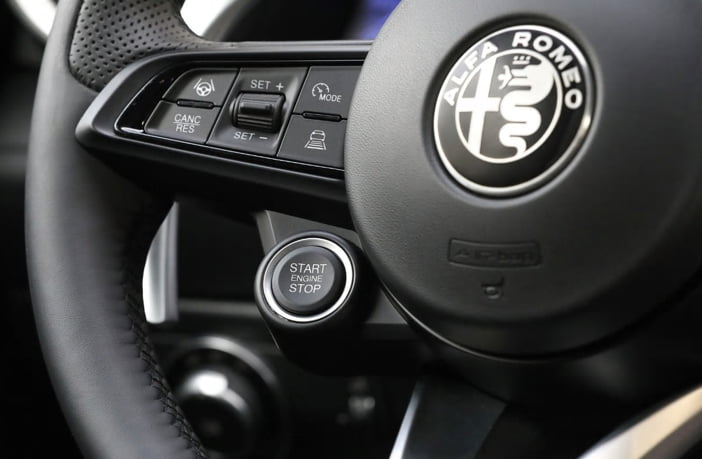AlfaRomeoTonaleTest8