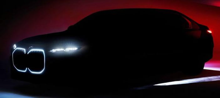 BMWi7gelekt2