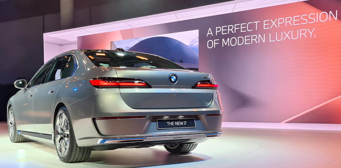 BMWi7prijs3