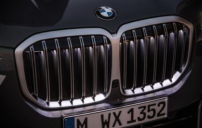 BMWx7facelift3
