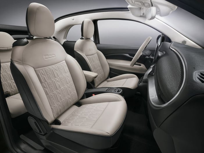 Fiat500eLaPrimaByBocelli2