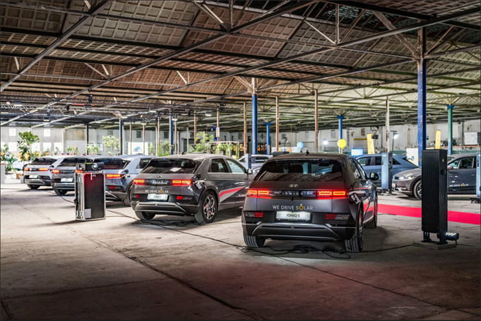 HyundaiIoniq5WeDriveSolar
