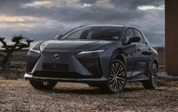 LexusRZ450e