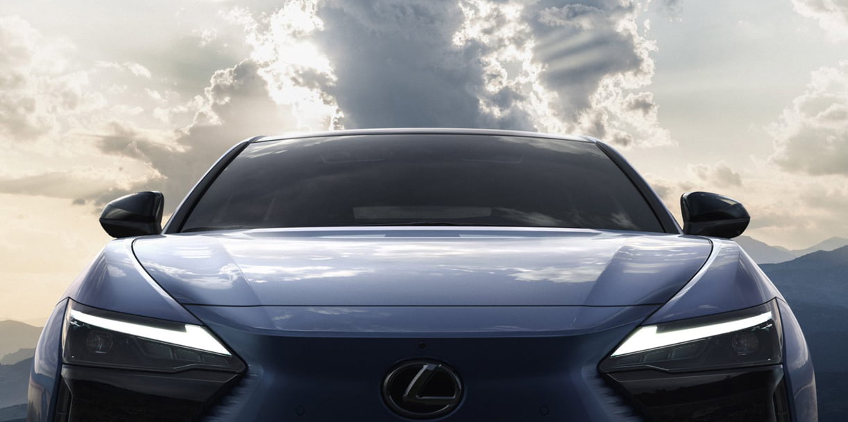 LexusRZ450ePlaag