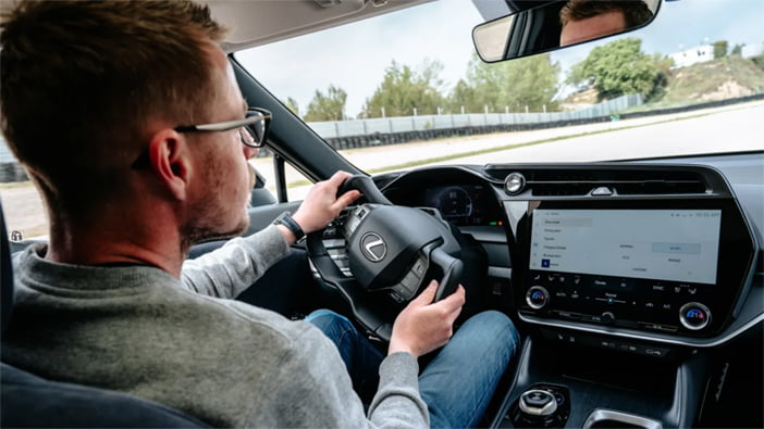 LexusRZ450ePrototypeTest3