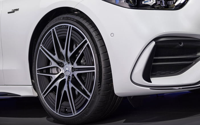 MercedesCklasse43AMG5