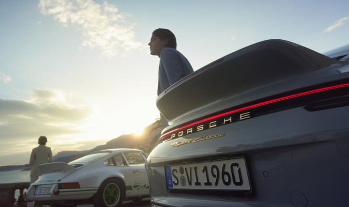 Porsche911SportClassic9