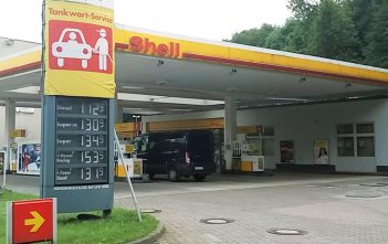 Benzine nu 10 procent goedkoper dan begin dit jaar DuitslandTankstelle