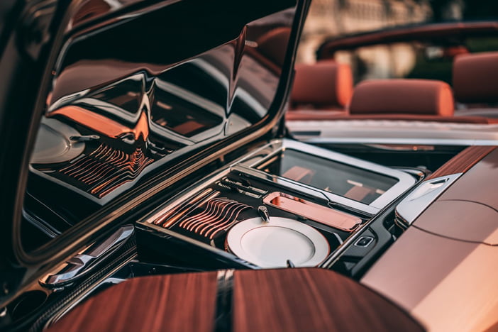 RollsRoyceBoatTailPearl16