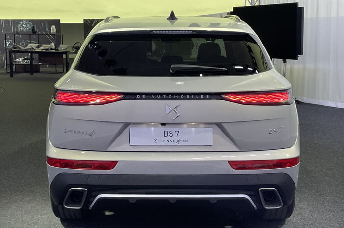 DS7f
