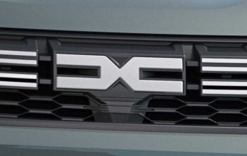 Dacia: nieuw logo betekent hogere prijzen DaciaNieuwLogo9