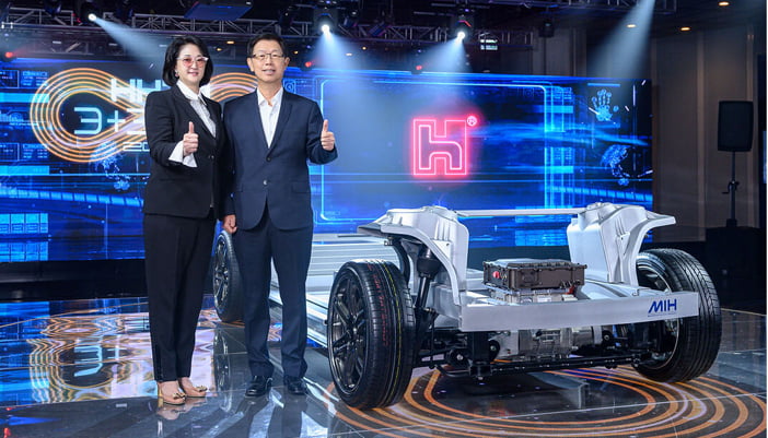 FiskerPearFoxconn3