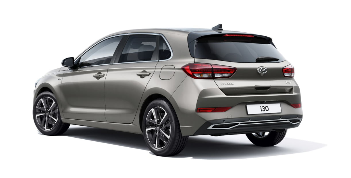 Hyundaii30witteachtergrond