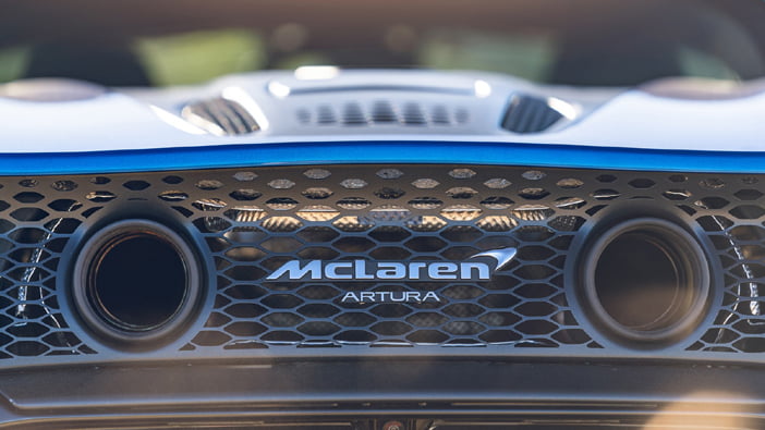 McLarenArturaTest6