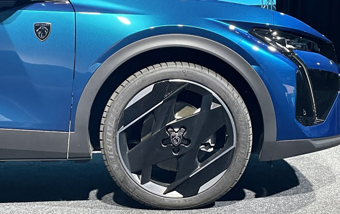 Peugeot408live7