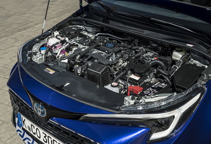 ToyotaCorollaFaceliftPrototypeTest6