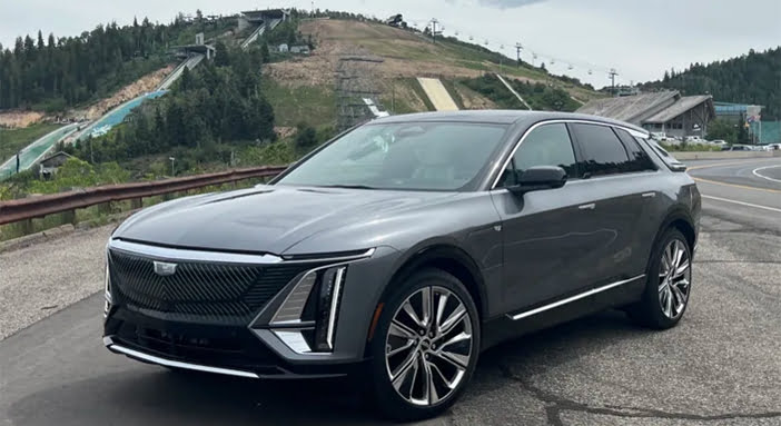 CadillacLyriqUSA