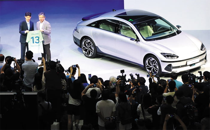 HyundaiIoniq6live3
