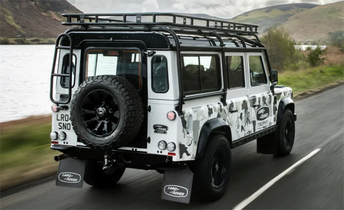 LandRoverClassicDefenderWorksV8TrophyIIprijs11