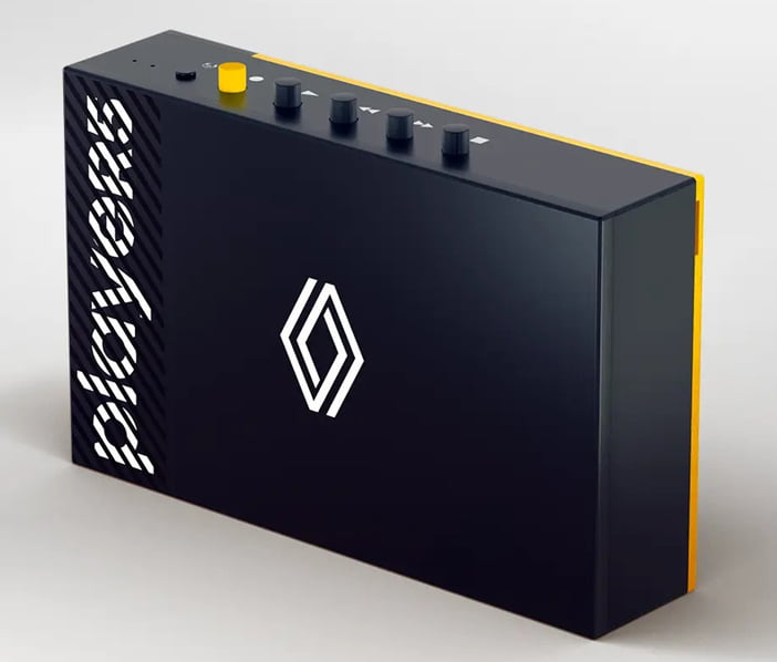 RenaultPlayeR5walkman2