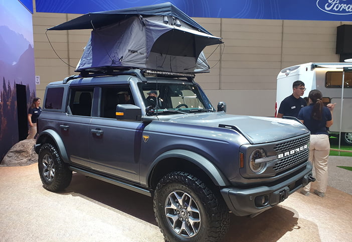 FordBroncoCamping