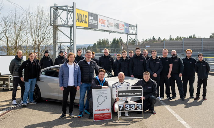 PorscheTaycanNurburgring4