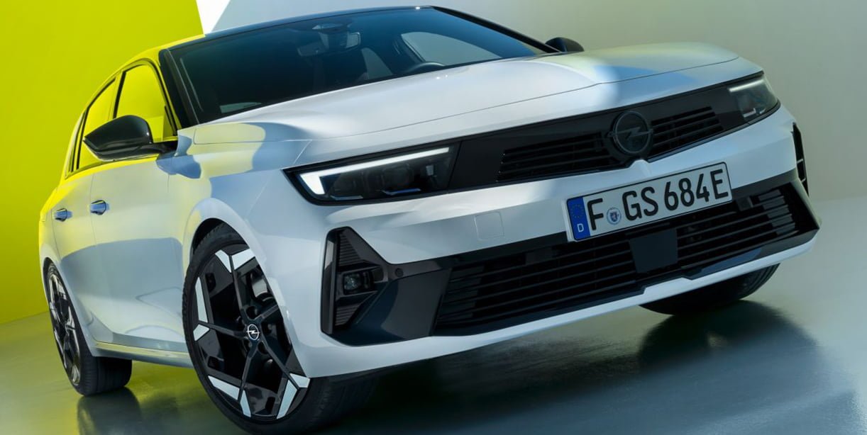 Opel introduceert de stekker hybride Astra GSe OpelAstraGSe13