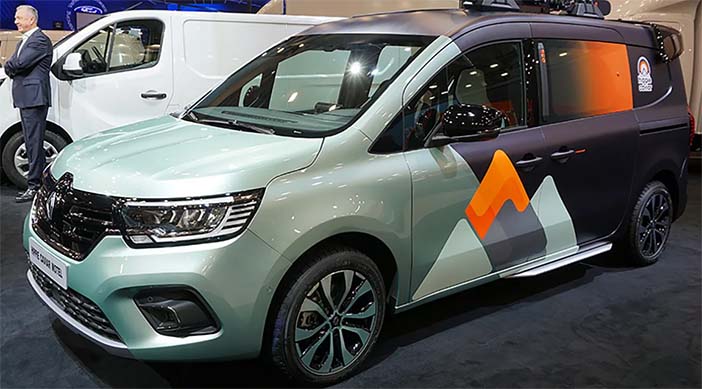 RenaultHippieCaviarMotel