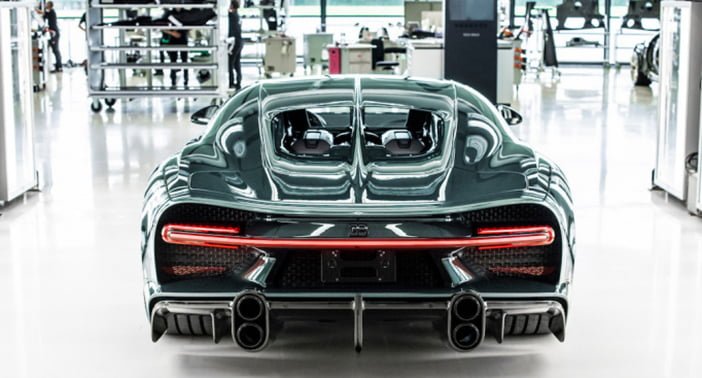 BugattiChiron400i