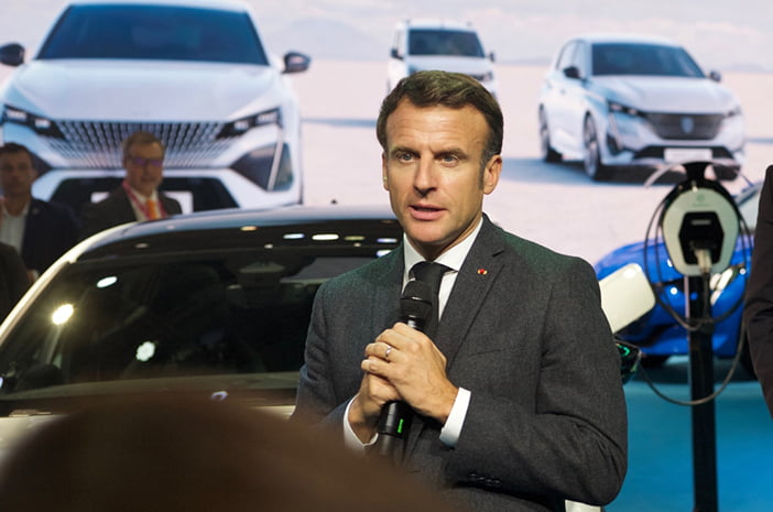 MacronAutosalonVanParijs